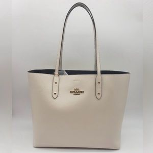 NWT Coach tote bag